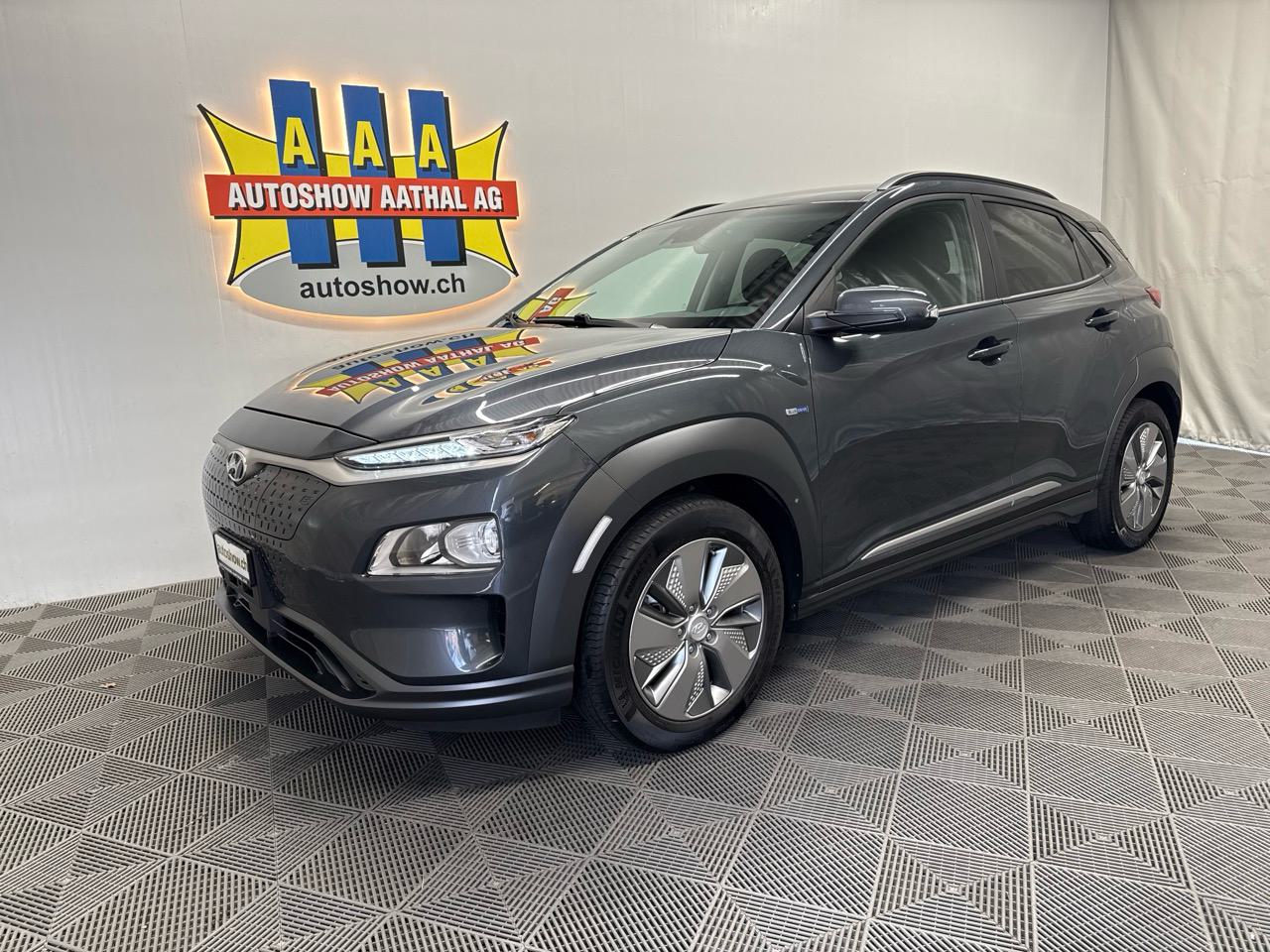 HYUNDAI Kona EV X Prime Plus NAV ACC DAB RFK PDC - Autoshow Aathal AG bei Uster bietet günstige Occasionen und Neuwagen